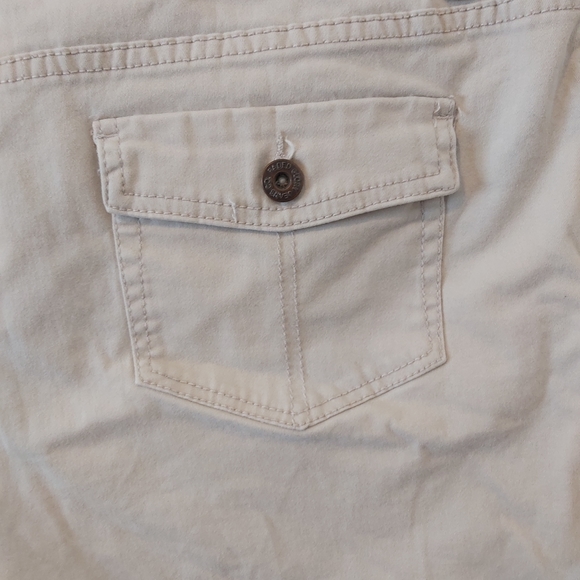 FADED GLORY | Women's Shorts Cream Size 16 - Picture 7 of 8